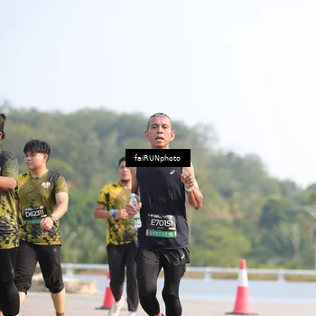 Runner Photo 6606337