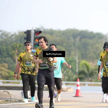 Runner Photo 6606339