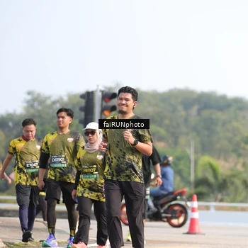 Runner Photo 6606376