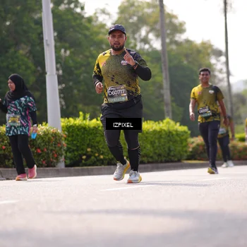 Runner Photo 6606377