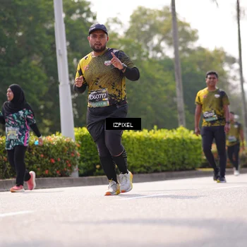 Runner Photo 6606379