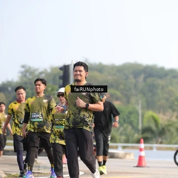 Runner Photo 6606385