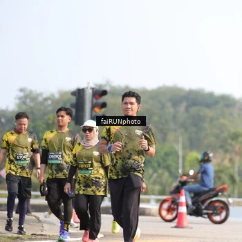 Runner Photo 6606387