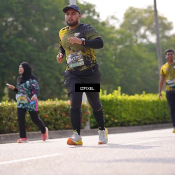 Runner Photo 6606395