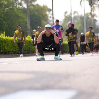 Runner Photo 6606412