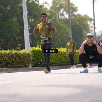 Runner Photo 6606414