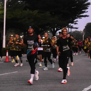 Runner Photo 6606469