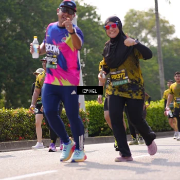 Runner Photo 6606485