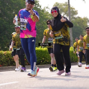 Runner Photo 6606489