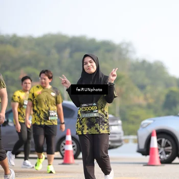 Runner Photo 6606502