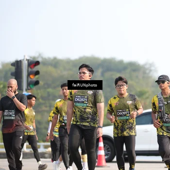 Runner Photo 6606531