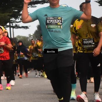 Runner Photo 6606538