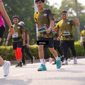 Runner Photo 6606660