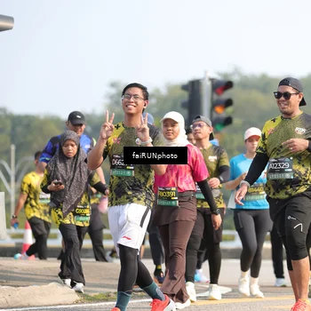 Runner Photo 6606692