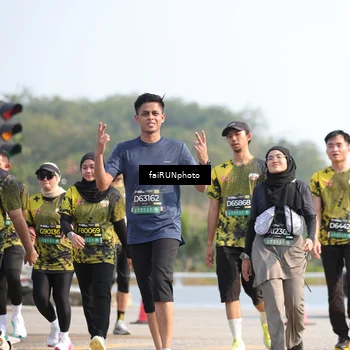 Runner Photo 6606695