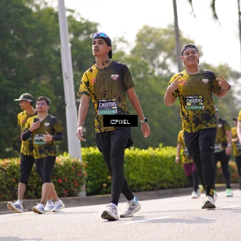 Runner Photo 6606871