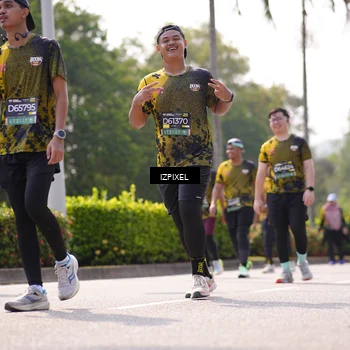 Runner Photo 6606878