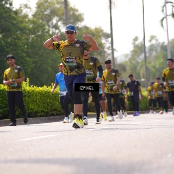Runner Photo 6606949