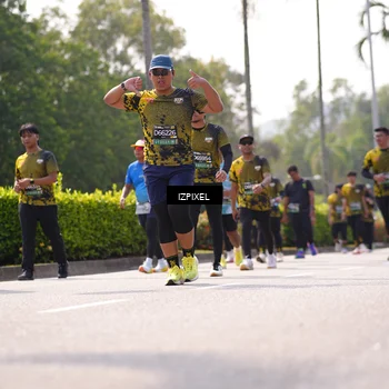 Runner Photo 6606972