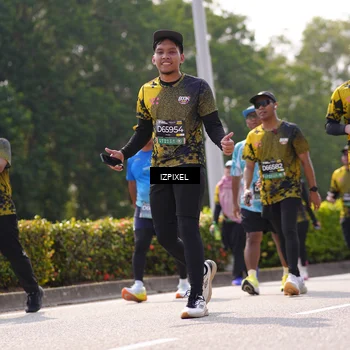 Runner Photo 6607023