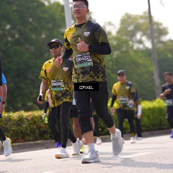 Runner Photo 6607040