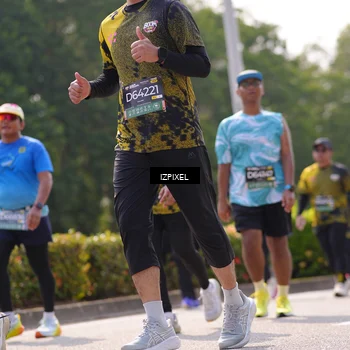 Runner Photo 6607045