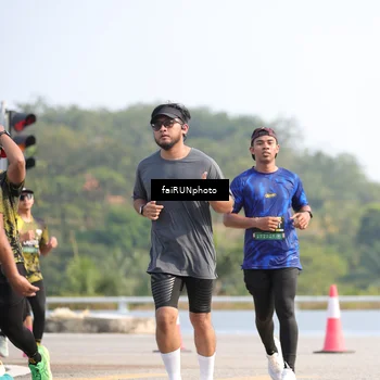 Runner Photo 6607076