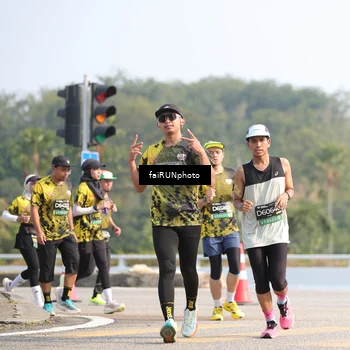 Runner Photo 6607102