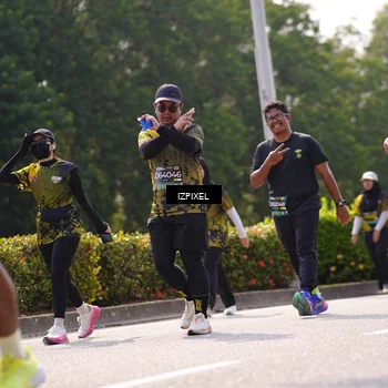 Runner Photo 6607135