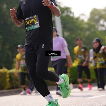 Runner Photo 6607142