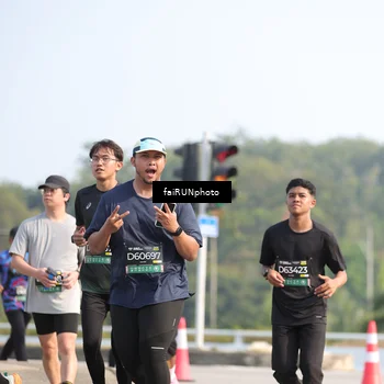 Runner Photo 6607195