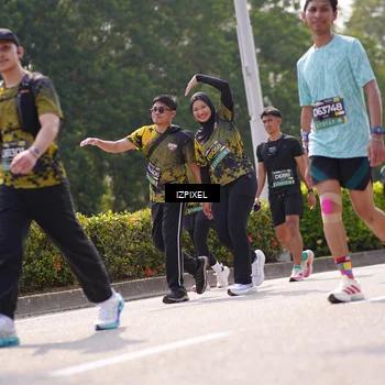 Runner Photo 6607245