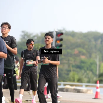 Runner Photo 6607264