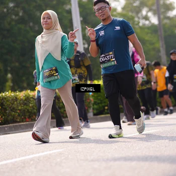 Runner Photo 6607277