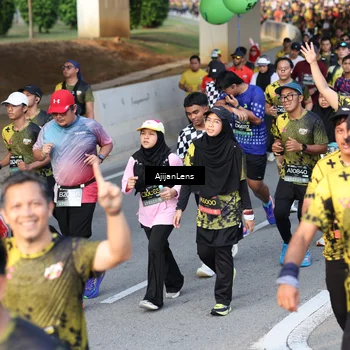 Runner Photo 6607350