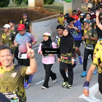 Runner Photo 6607352