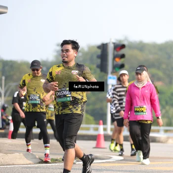 Runner Photo 6607379