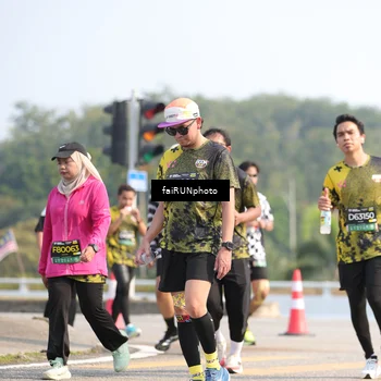 Runner Photo 6607391
