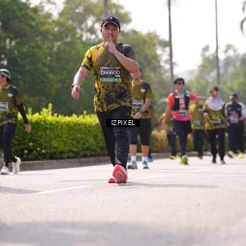 Runner Photo 6607418