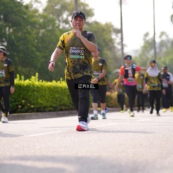 Runner Photo 6607421