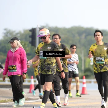 Runner Photo 6607453