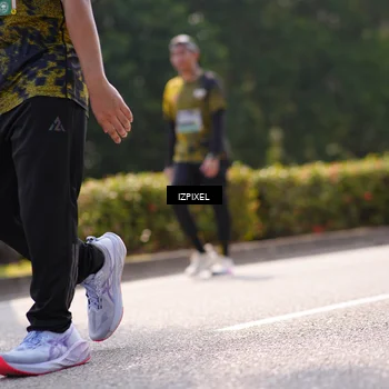 Runner Photo 6607459