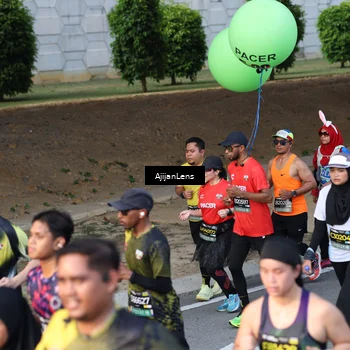 Runner Photo 6607599