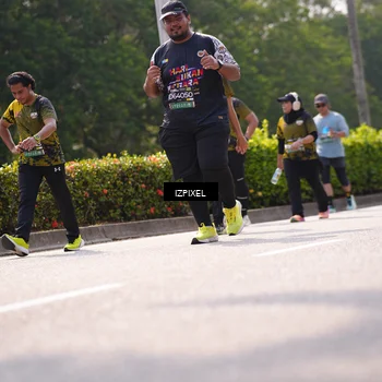 Runner Photo 6607656