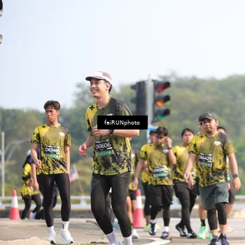 Runner Photo 6607679