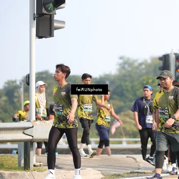 Runner Photo 6607691