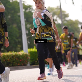 Runner Photo 6607738