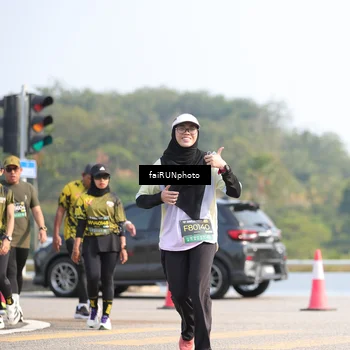 Runner Photo 6607892