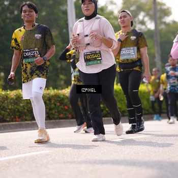 Runner Photo 6608021