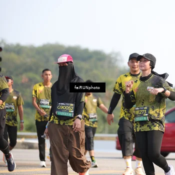 Runner Photo 6608025